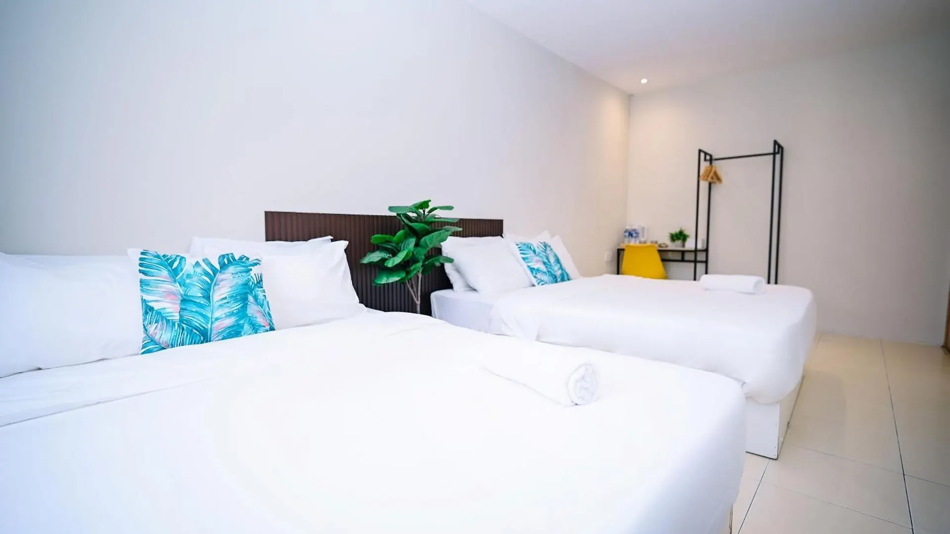 Swing & Pillows - Kl Kuchai Lama Kuala Lumpur